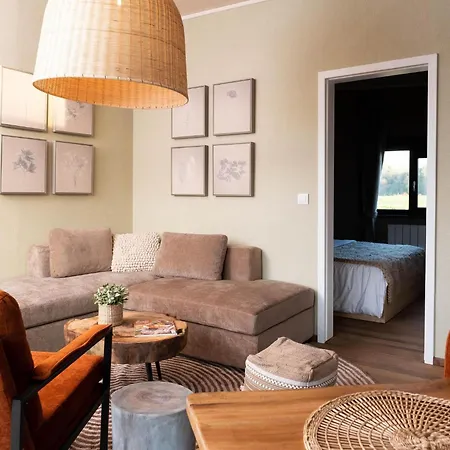 펜션 Spacious With Garden