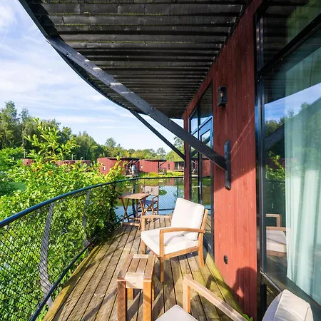 펜션 Spacious With Garden
