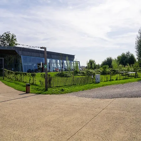 Spacious With Garden